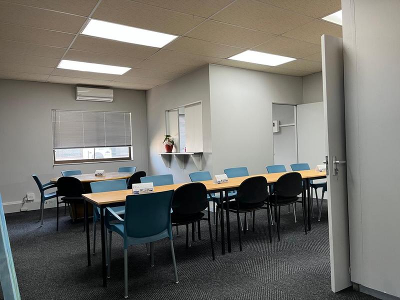 To Let commercial Property for Rent in Newton Park Eastern Cape